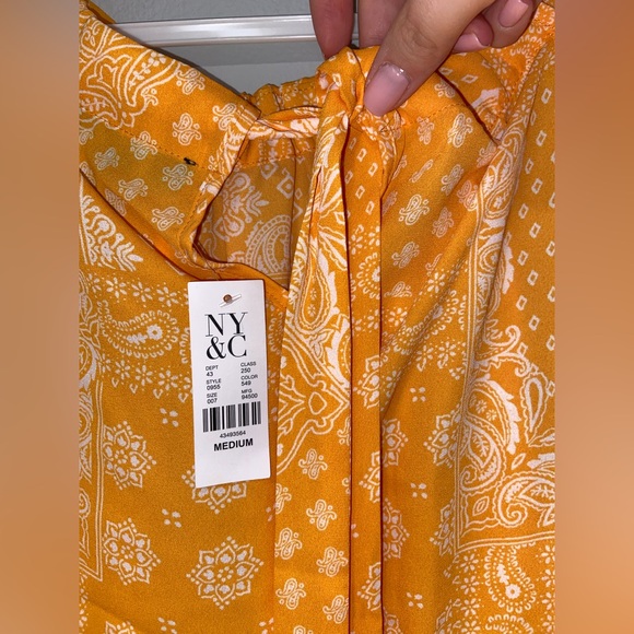 New York & Company High Neck Blouse 🍊 - Picture 5 of 7
